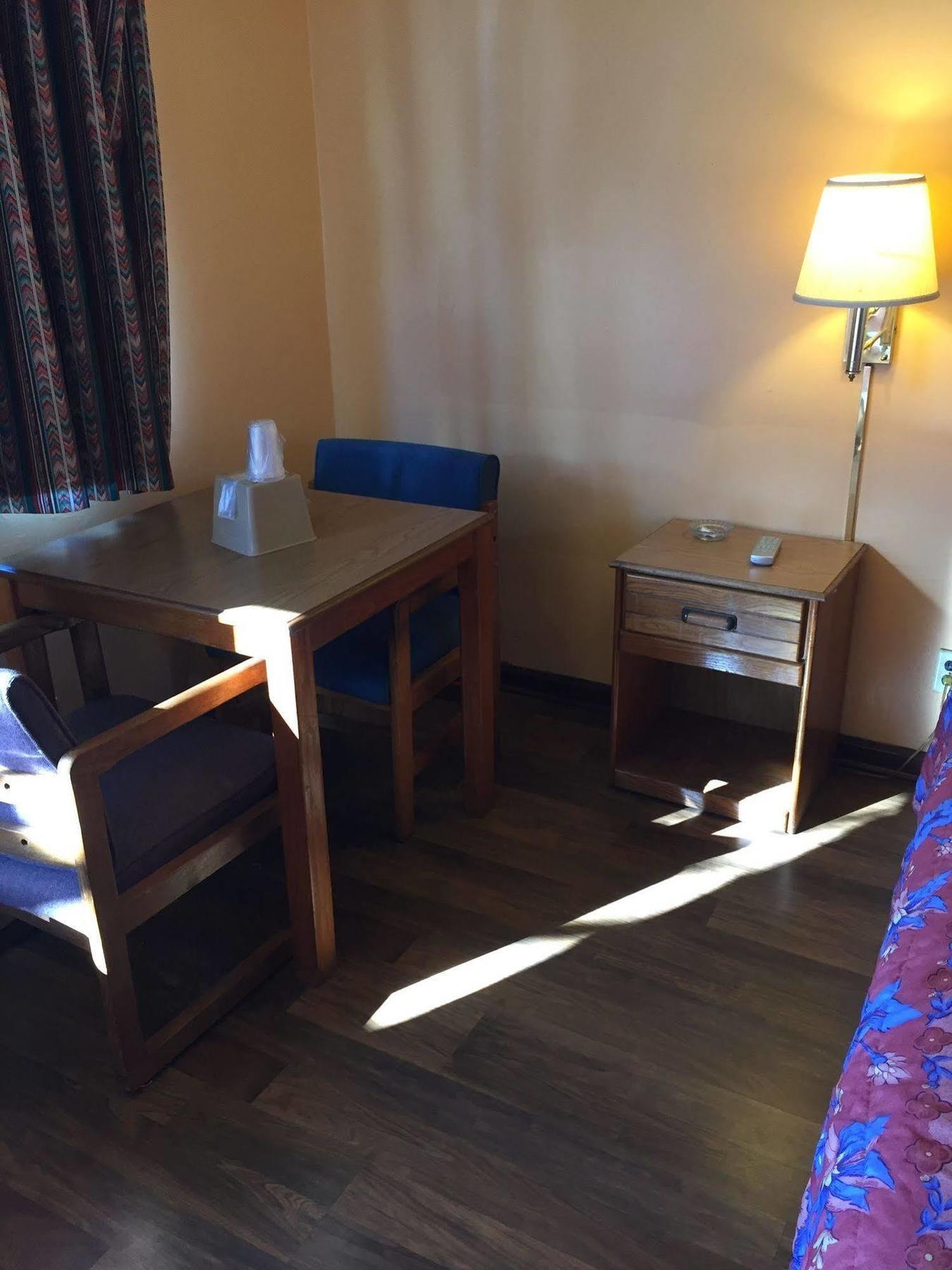 Royal Inn Portsmouth Buitenkant foto